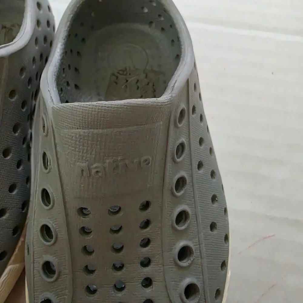 Native Jefferson Slip On Kids Water Shoes Gray  Size C6 Lightweight Comfortable